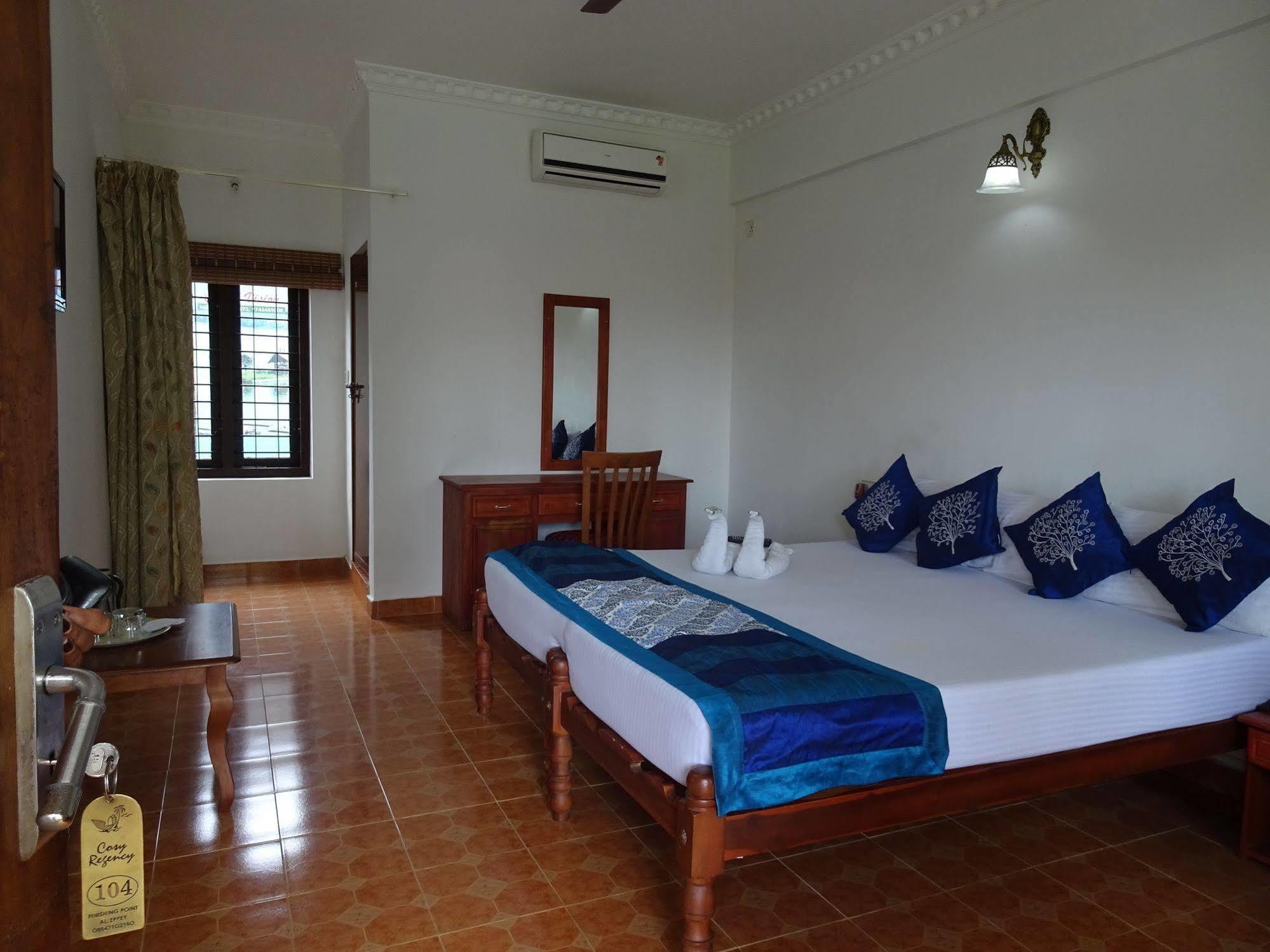 Bed and Breakfast Cosy Regency à Alappuzha Extérieur photo