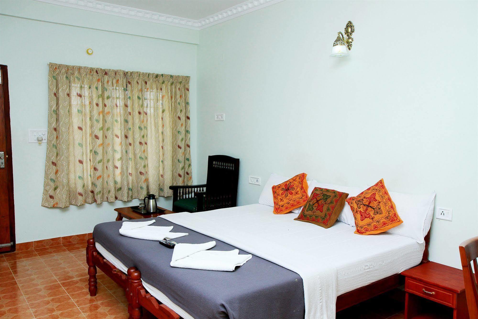 Bed and Breakfast Cosy Regency à Alappuzha Extérieur photo