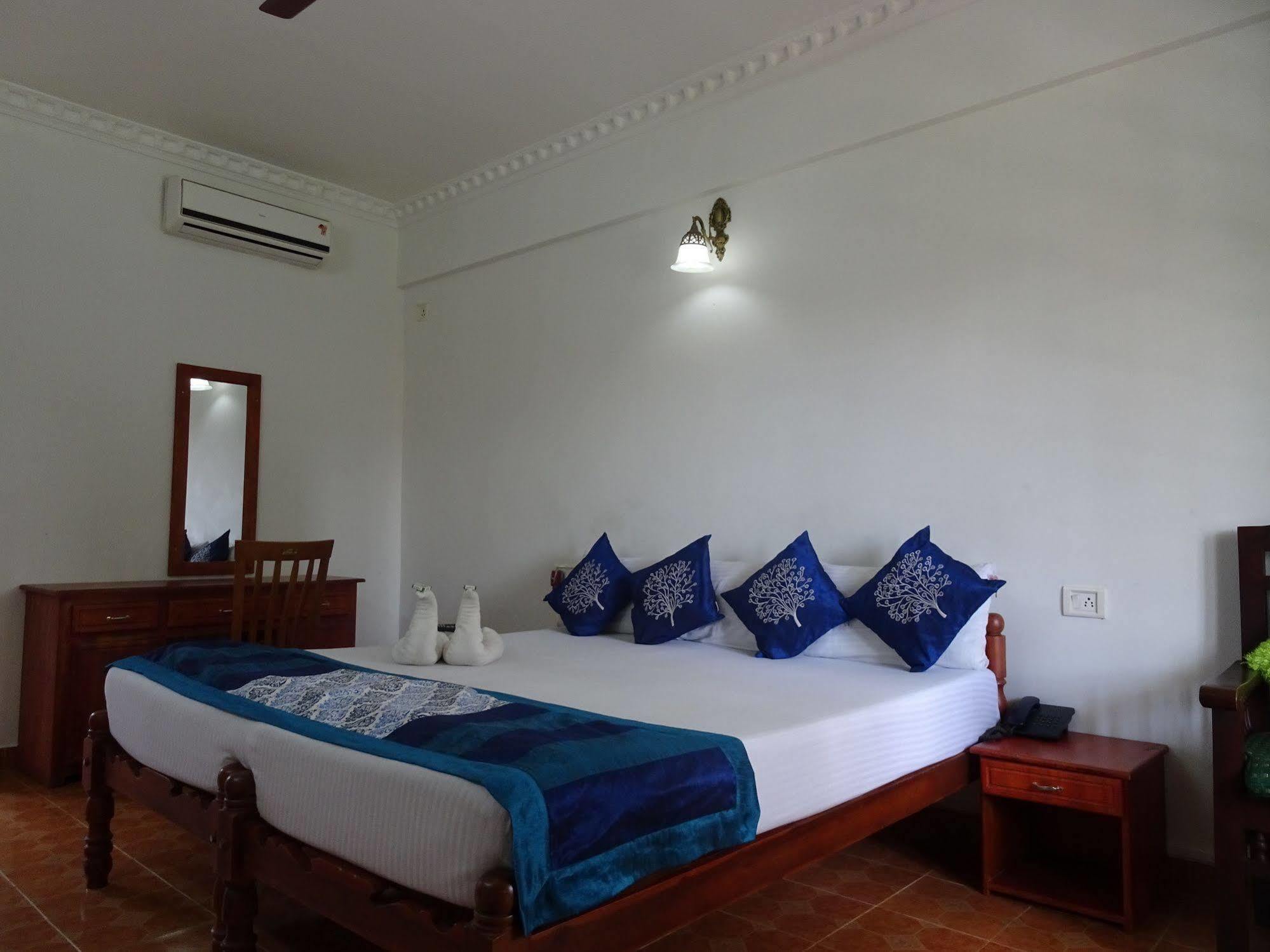 Bed and Breakfast Cosy Regency à Alappuzha Extérieur photo
